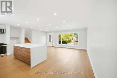 568 Simcoe Street Collingwood ON L9Y 5J5