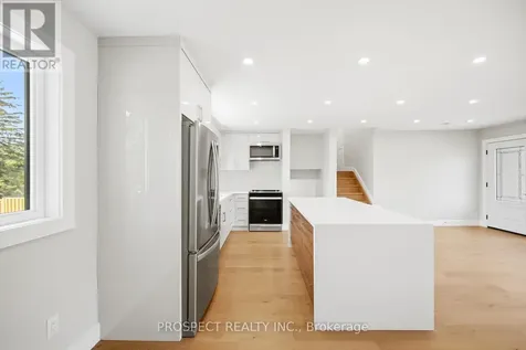 568 Simcoe Street Collingwood ON L9Y 5J5