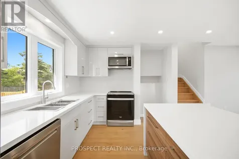 568 Simcoe Street Collingwood ON L9Y 5J5