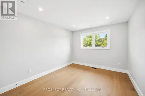 568 Simcoe Street Collingwood ON L9Y 5J5
