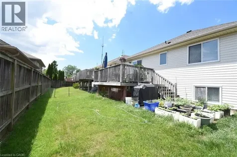 334 St. Lawrence Drive Welland ON L3C 7H7