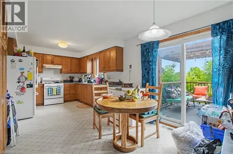 2100 Kevin Crescent Burlington ON L7M 4E3