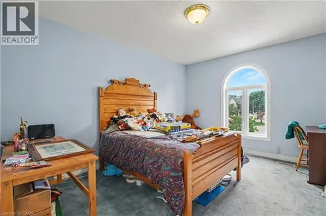 2100 Kevin Crescent Burlington ON L7M 4E3
