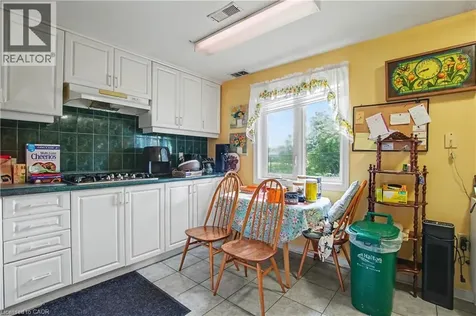 2100 Kevin Crescent Burlington ON L7M 4E3
