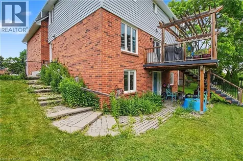 2100 Kevin Crescent Burlington ON L7M 4E3