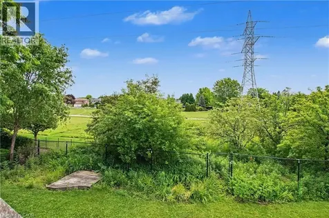 2100 Kevin Crescent Burlington ON L7M 4E3