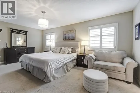 23 Mcknight Avenue Waterdown ON L8B 0R5