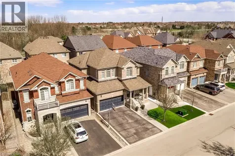 23 Mcknight Avenue Waterdown ON L8B 0R5