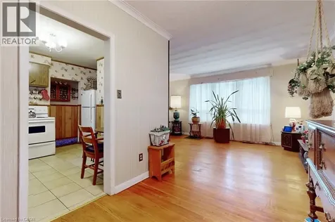 541 Wingrove Crescent Oakville ON L6L 4R7