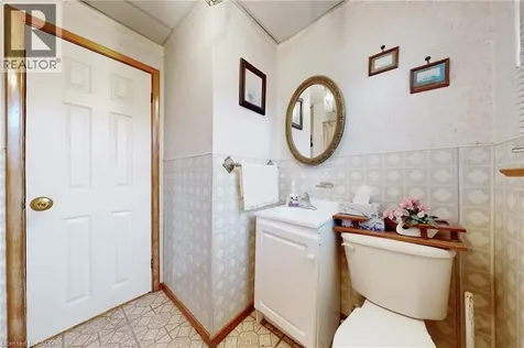 541 Wingrove Crescent Oakville ON L6L 4R7