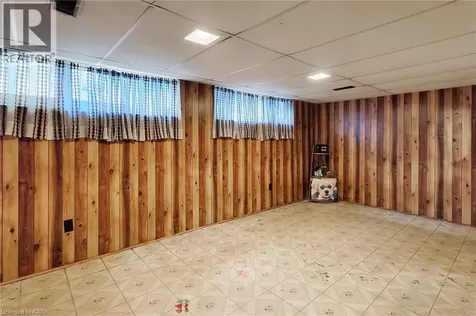 541 Wingrove Crescent Oakville ON L6L 4R7