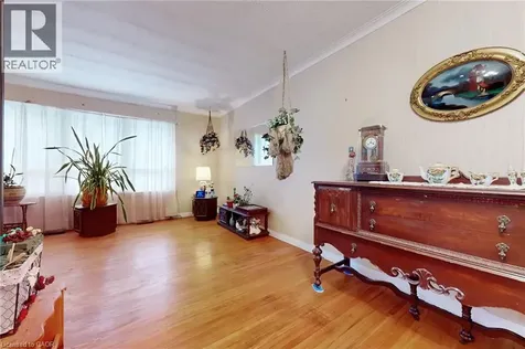 541 Wingrove Crescent Oakville ON L6L 4R7
