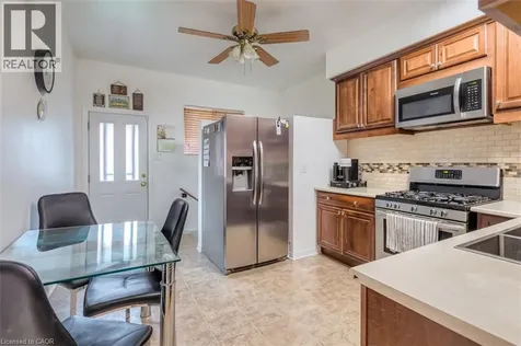 41 Springhurst Avenue Toronto ON M6K 1B4