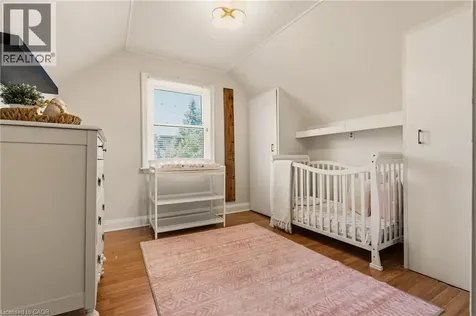 148 Huxley Avenue South Hamilton ON L8K 2R1