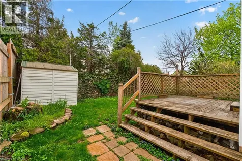 148 Huxley Avenue South Hamilton ON L8K 2R1