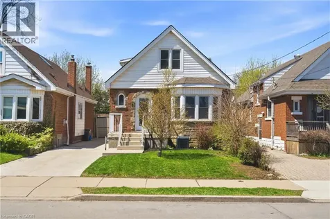 148 Huxley Avenue South Hamilton ON L8K 2R1