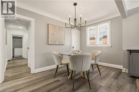 148 Huxley Avenue South Hamilton ON L8K 2R1