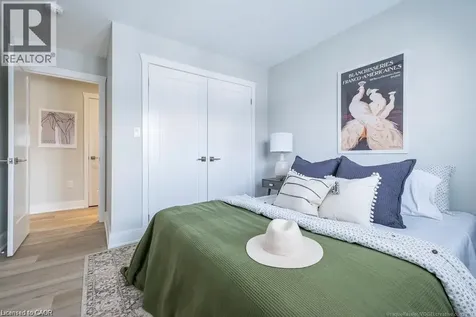 225 East 24th Street Hamilton ON L8V 2Y5