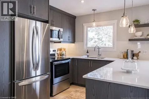 225 East 24th Street Hamilton ON L8V 2Y5