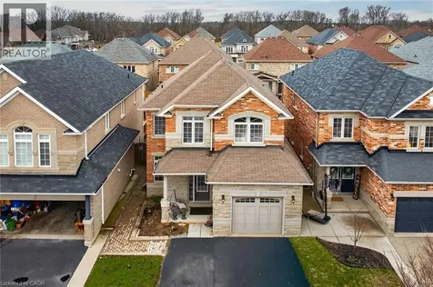 44 Matteo Trail Hamilton ON L9B 0E6