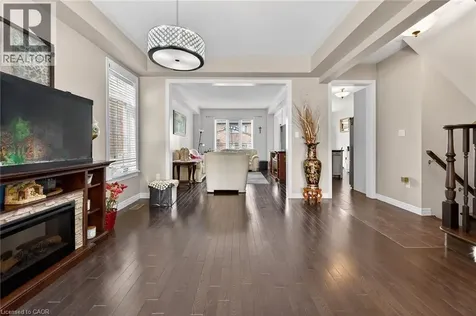 44 Matteo Trail Hamilton ON L9B 0E6