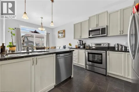 44 Matteo Trail Hamilton ON L9B 0E6