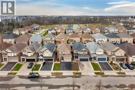 44 Matteo Trail Hamilton ON L9B 0E6