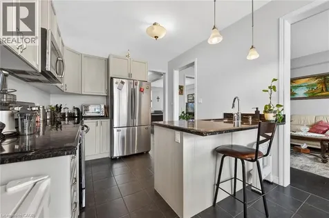44 Matteo Trail Hamilton ON L9B 0E6