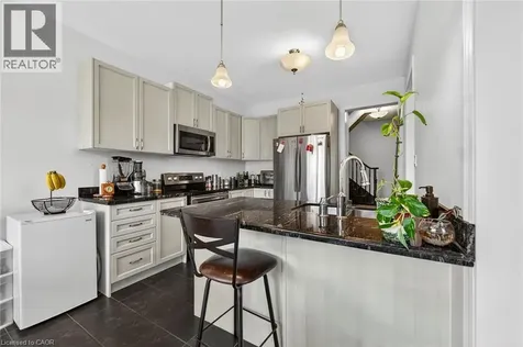 44 Matteo Trail Hamilton ON L9B 0E6