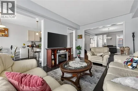 44 Matteo Trail Hamilton ON L9B 0E6