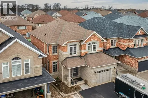 44 Matteo Trail Hamilton ON L9B 0E6