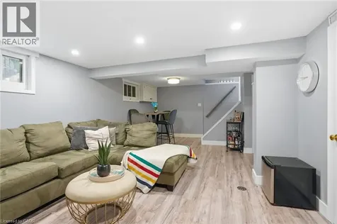 613 Clark Avenue Burlington ON