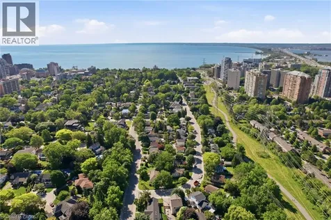 613 Clark Avenue Burlington ON