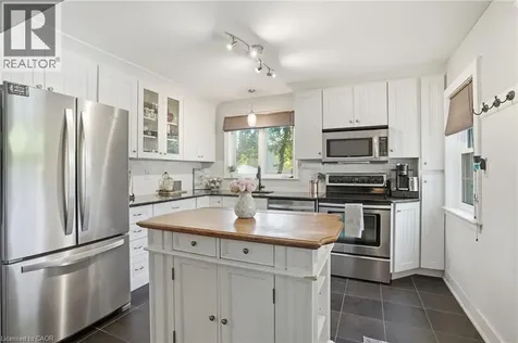 613 Clark Avenue Burlington ON