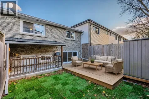 550 Parkview Crescent Cambridge ON N3H 4X7
