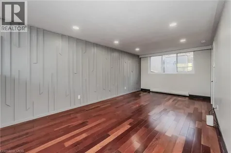 550 Parkview Crescent Cambridge ON N3H 4X7