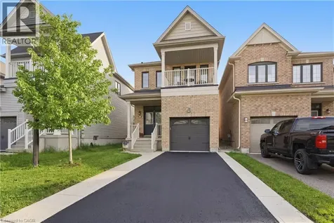 35 Arnold Marshall Boulevard Caledonia ON N3W 0B3