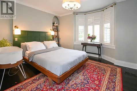 118 Rainsford Road Toronto (the Beaches) ON M4L 3N9