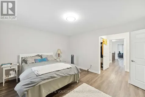 2283 Watercolours Way Ottawa ON K2J 6N2