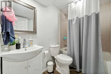 2283 Watercolours Way Ottawa ON K2J 6N2