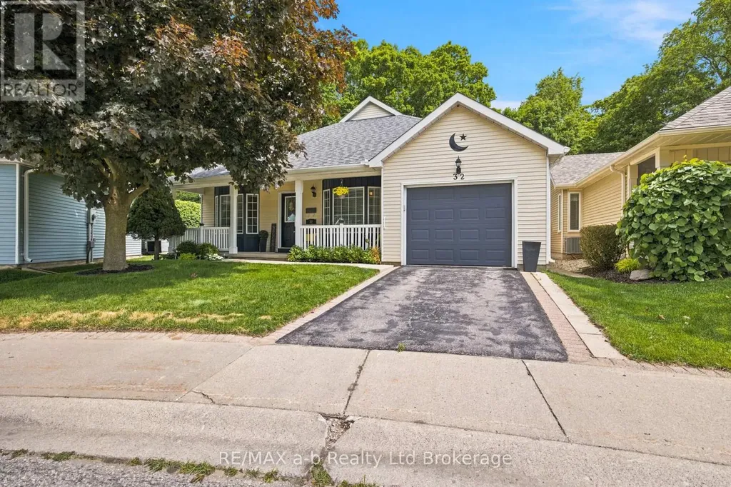 32 Wilkins Crescent Tillsonburg ON N4G 5M6