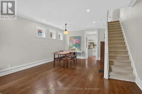 140 River Lane Ottawa ON K1M 1T1