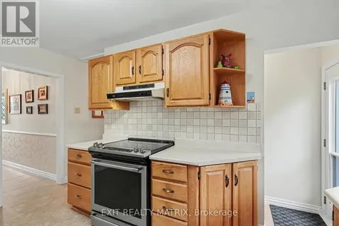 39 Tauvette Street Ottawa ON K1B 3A1