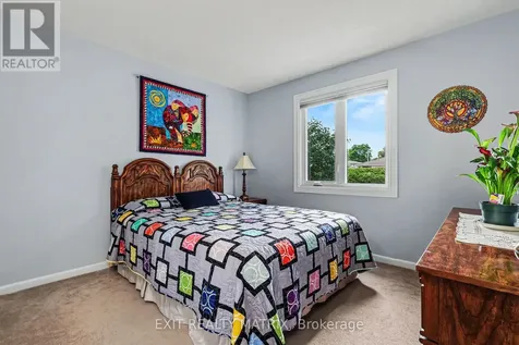 39 Tauvette Street Ottawa ON K1B 3A1