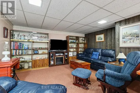 39 Tauvette Street Ottawa ON K1B 3A1