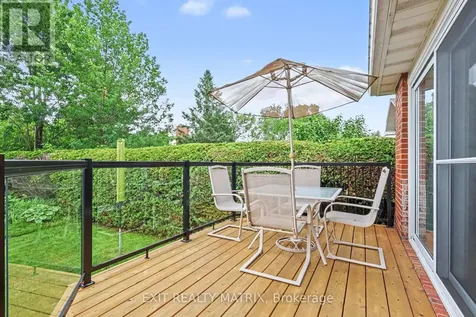 39 Tauvette Street Ottawa ON K1B 3A1