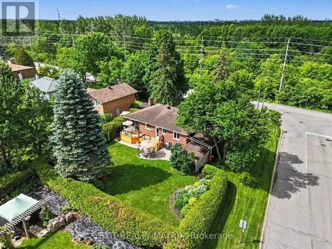39 Tauvette Street Ottawa ON K1B 3A1