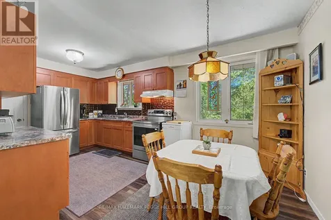 82 Helena Street Wasaga Beach ON L9Z 1R1