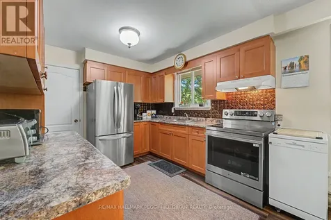 82 Helena Street Wasaga Beach ON L9Z 1R1