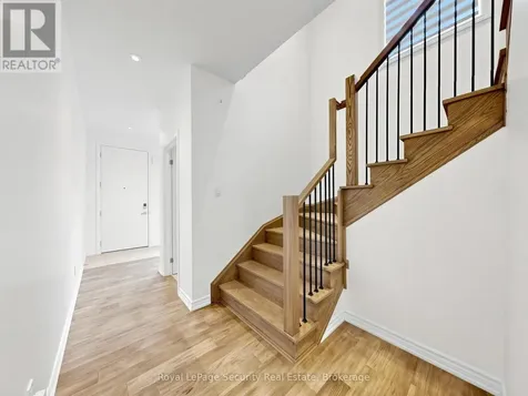 121 Sebastian Street Blue Mountains ON N0H 1J0